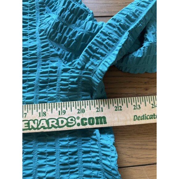 Habitat Clothes to Live In Women Crinkle Top Size Medium Buttons Stretch Artsy - Picture 6 of 12